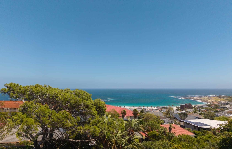 6 Bedroom Property for Sale in Camps Bay Western Cape